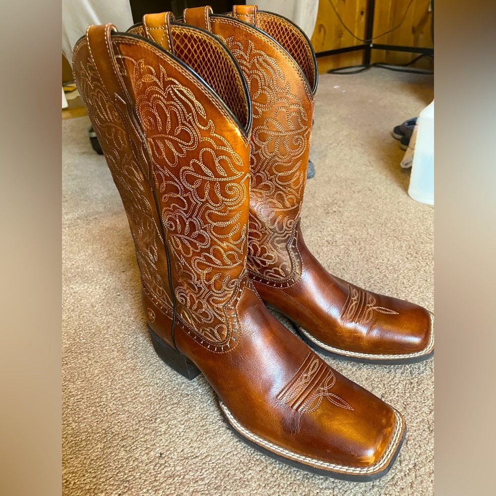 Ariat western boots